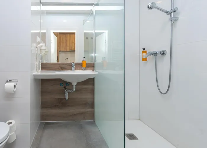 Czarna Gora 219 سيينا