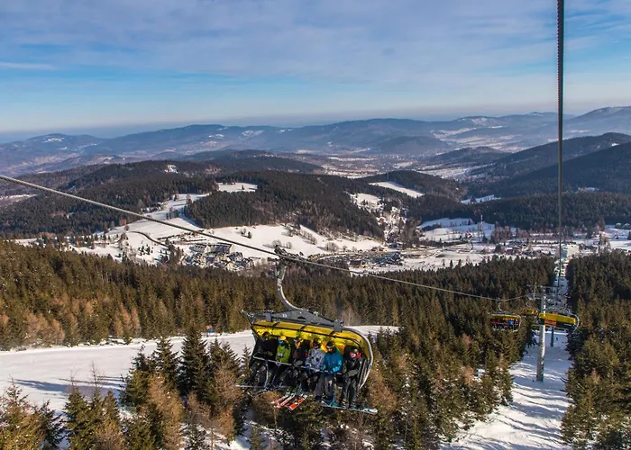 Czarna Gora 219 3* سيينا